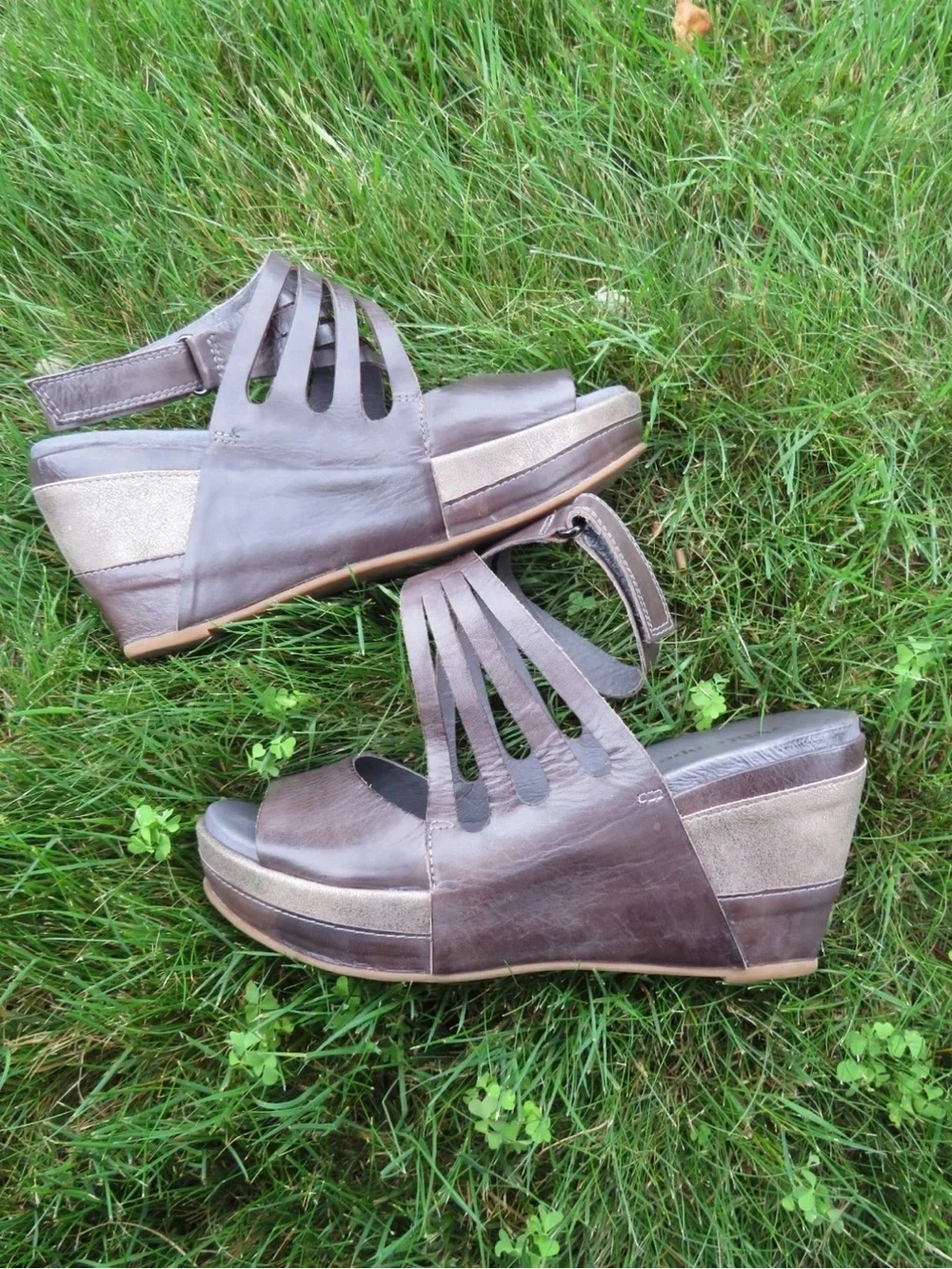 Antelope Brown Leather Wedge Sandals
